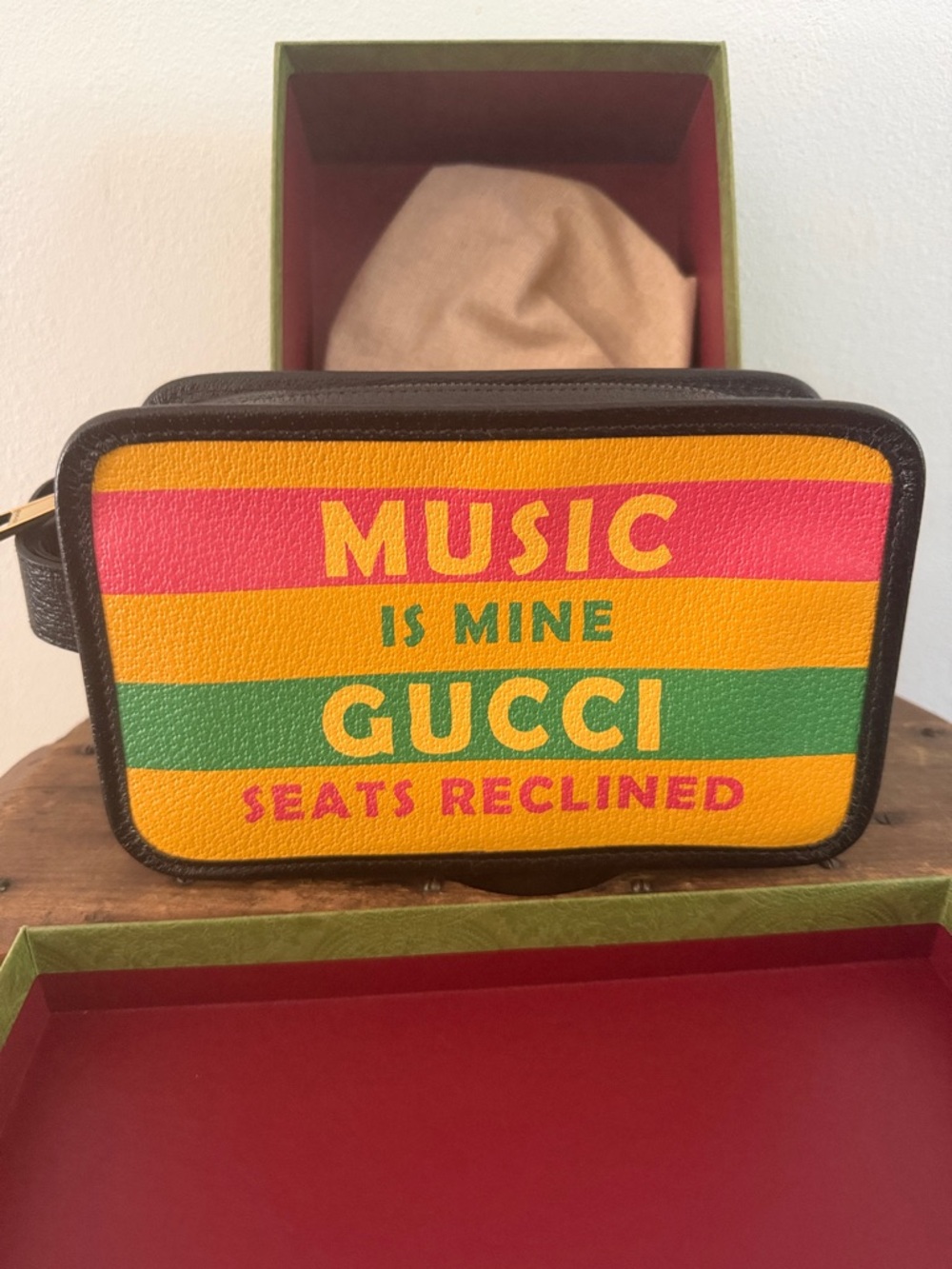 NWOT Gucci Music is Mine limited wristlet and clutch